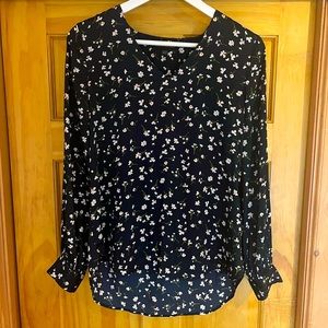 3 FOR $15! Banana Republic Navy Floral Tunic / Blouse